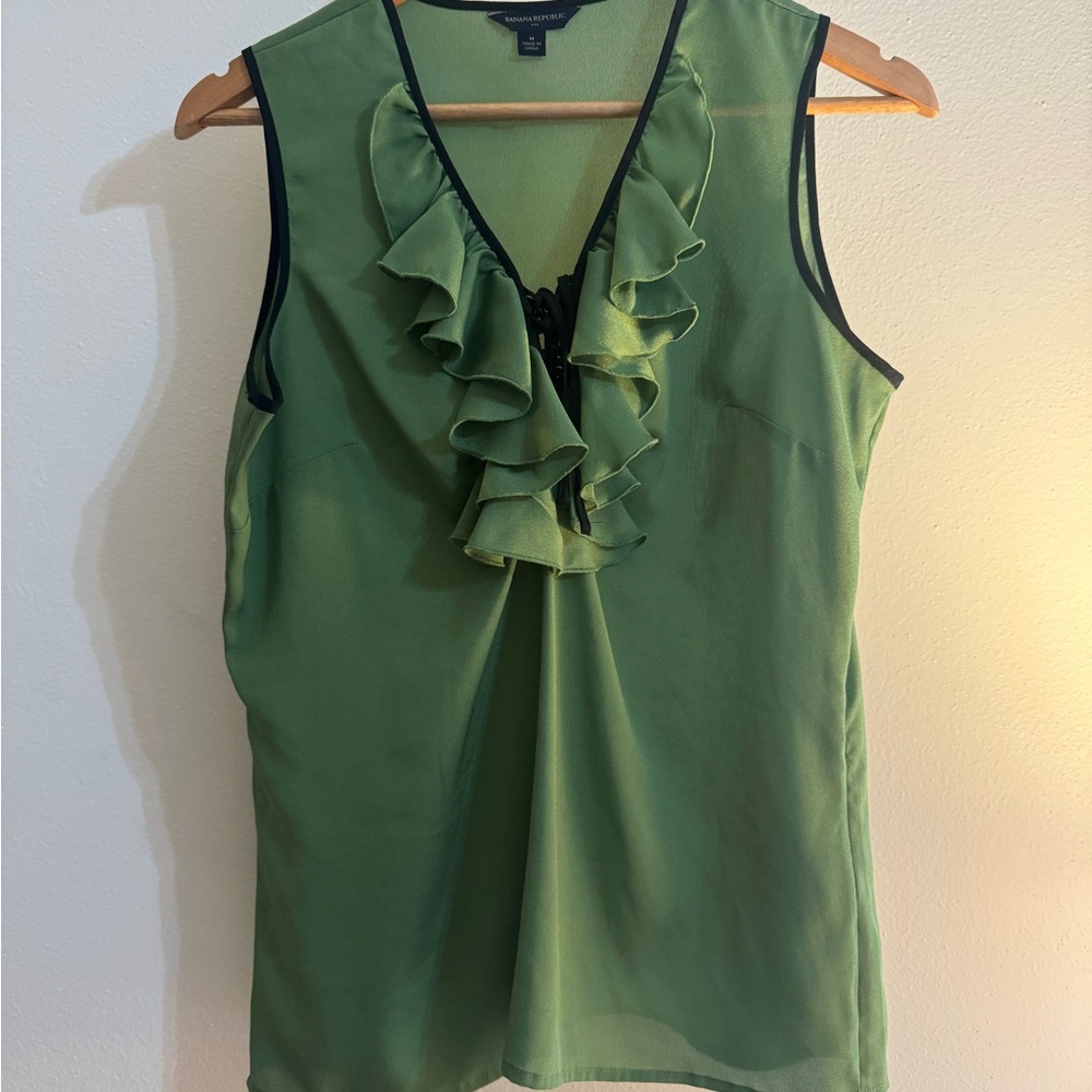 Womens Green Ruffled Sleeveless Top